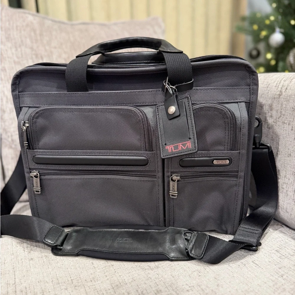 TUMI Charcoal Men's Briefcase/laptop organizer business bag